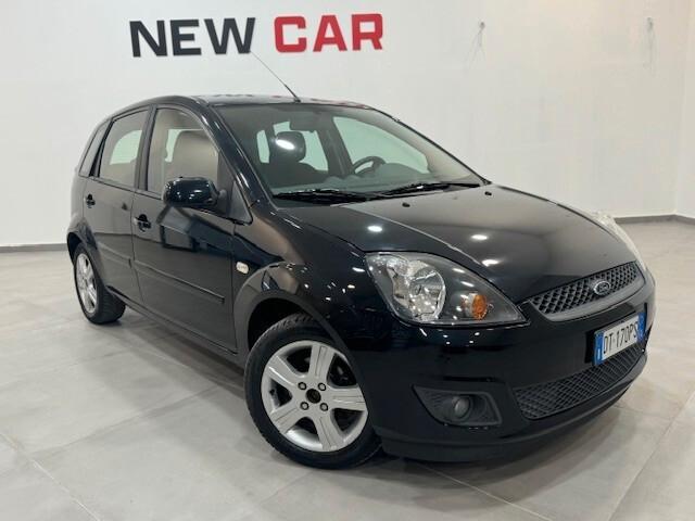 Ford Fiesta 1.2 16V 5P GHIA (55kw)