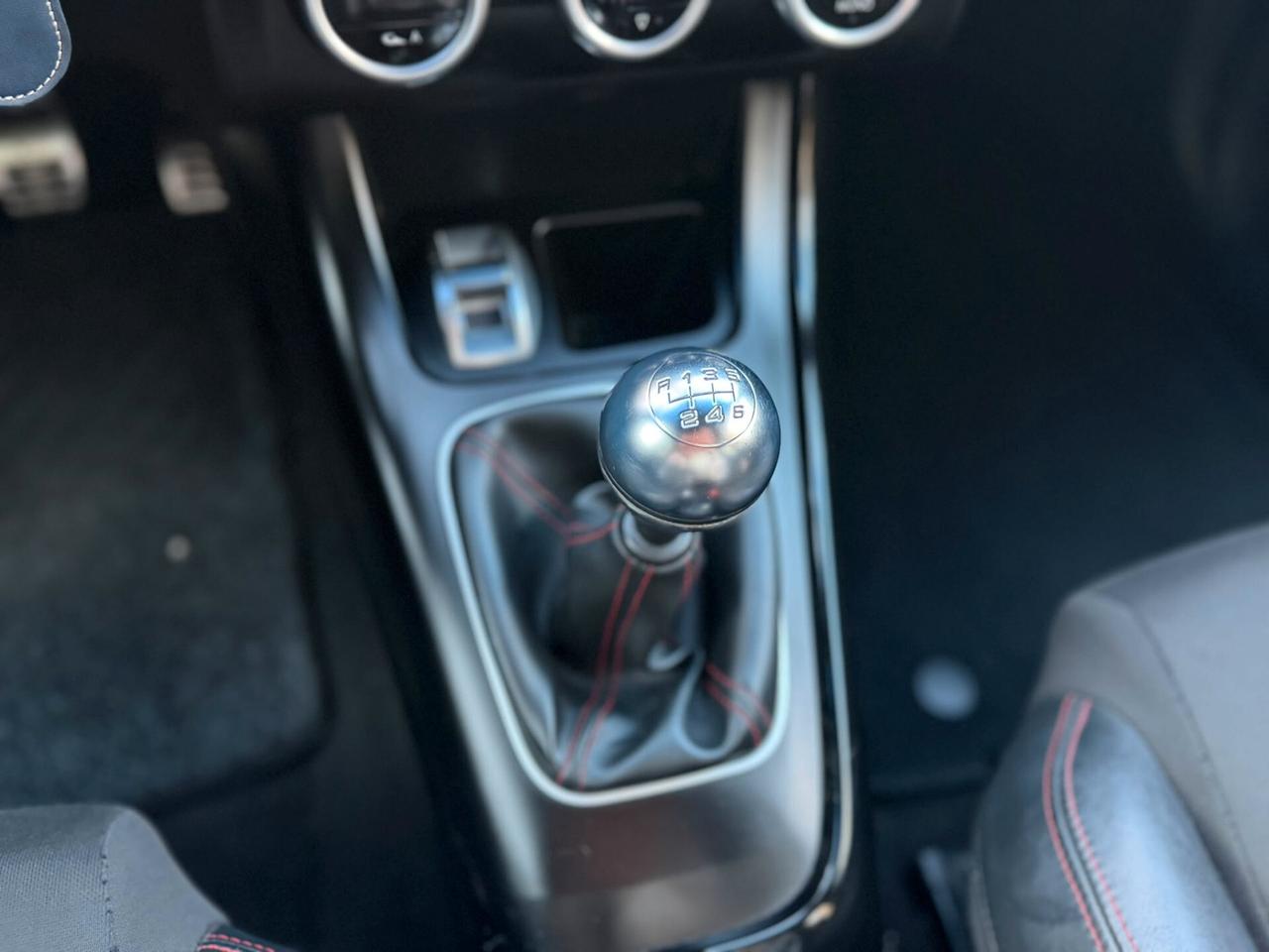 Alfa Romeo Giulietta 2.0 JTDM 2011