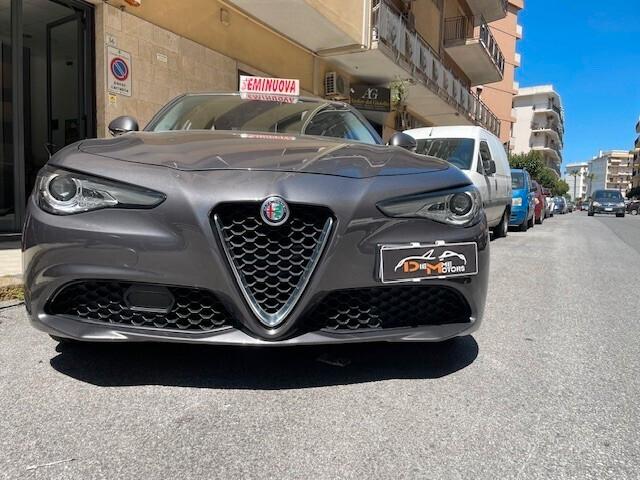 Alfa Romeo Giulia 2.2 Turbodiesel 160 CV AT8 Business