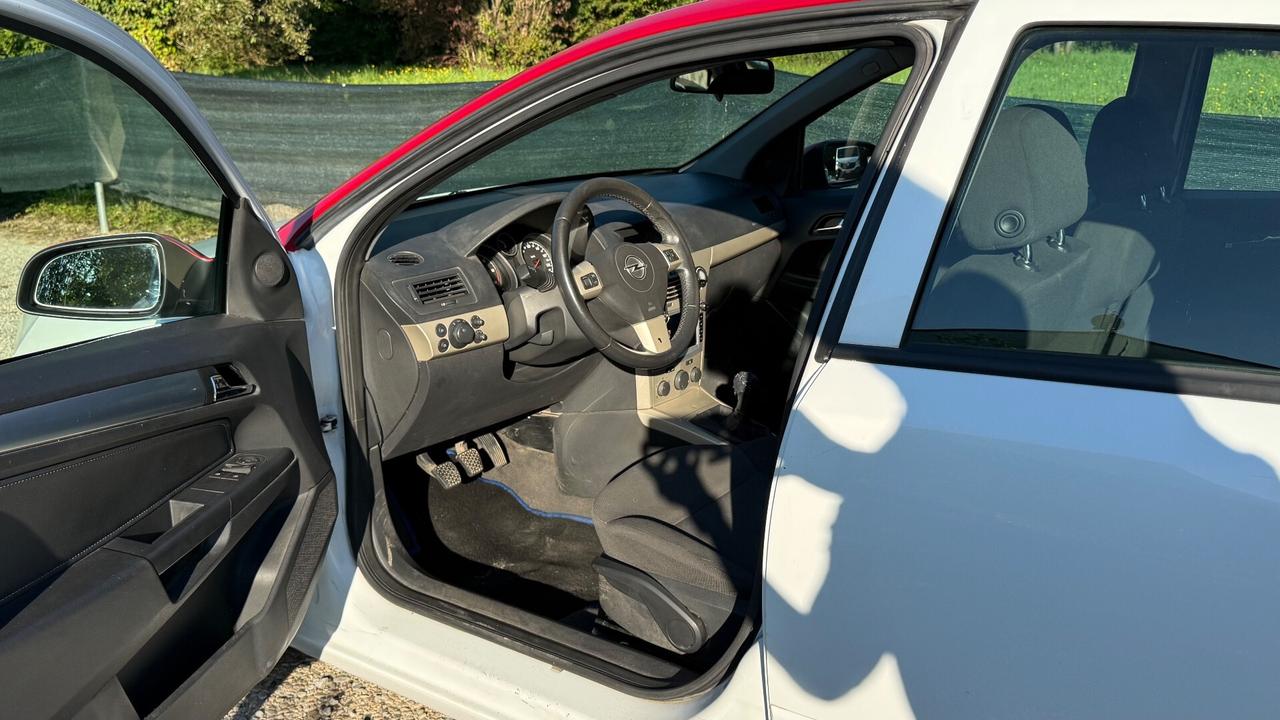 Opel Astra 1.7 CDTI 110CV 5 porte Cosmo