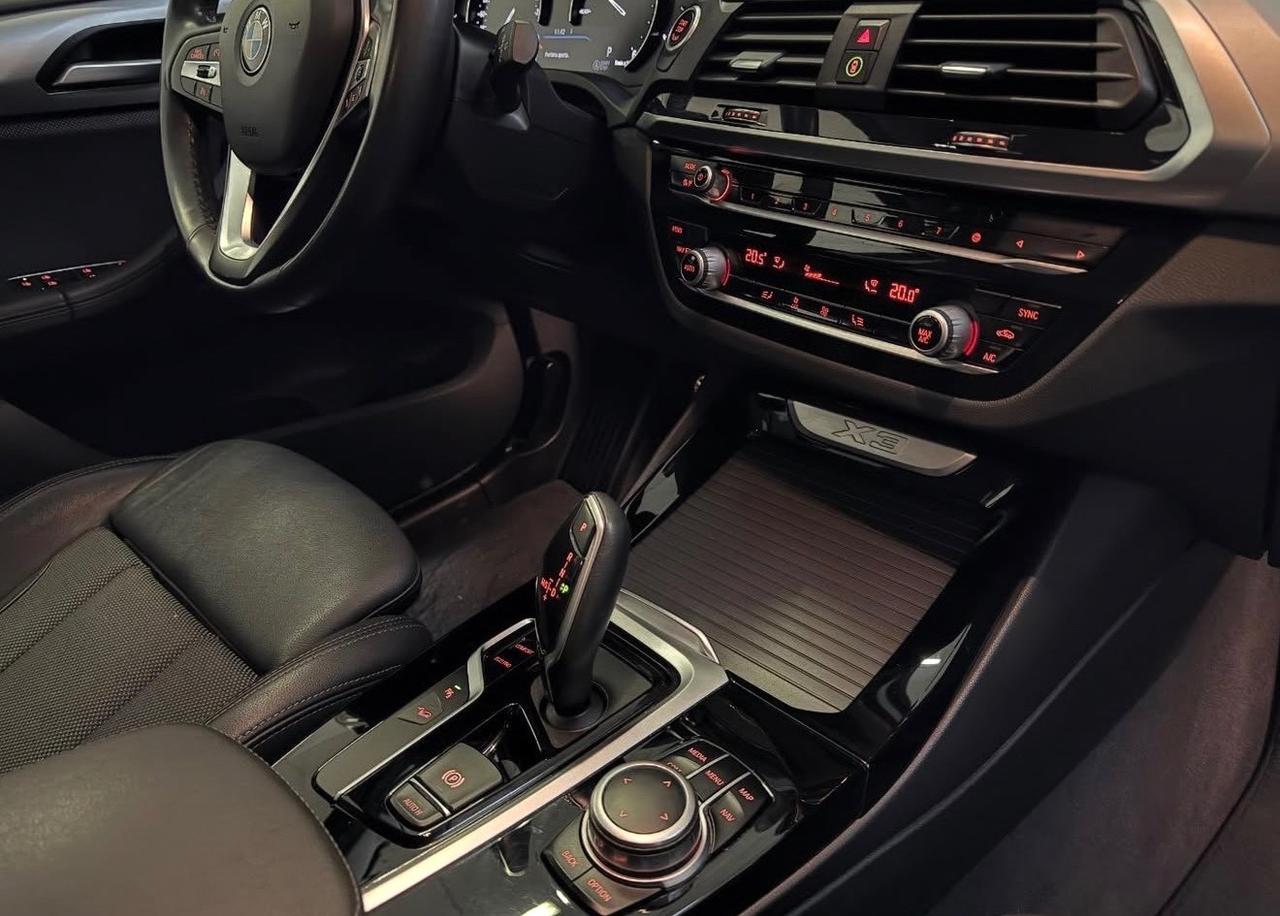 Bmw X3 xDrive20d 48V 190CV HYBRID GANCIO TRAINO