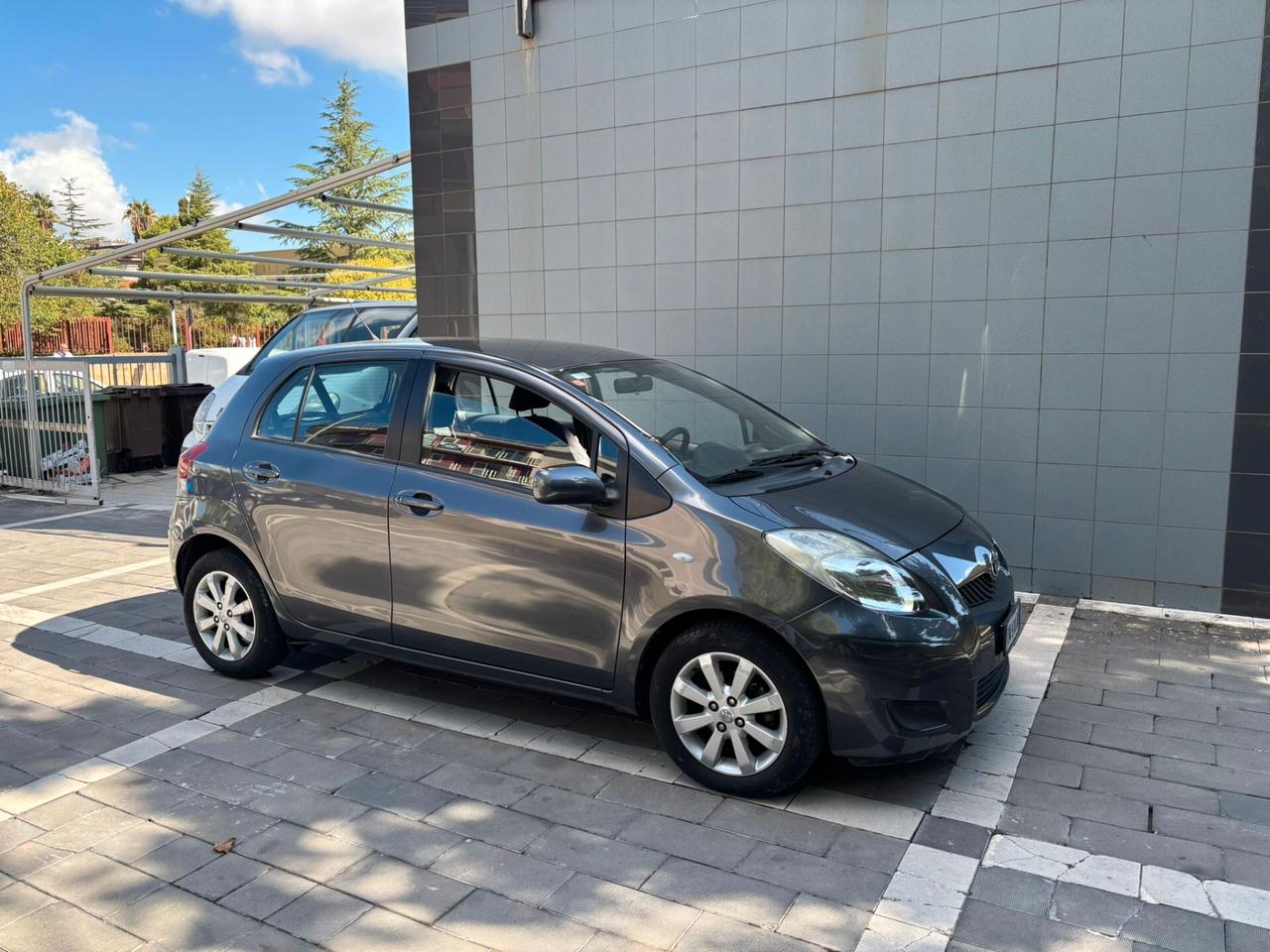 Toyota Yaris 1.4 D-4D DPF 5 porte Sol
