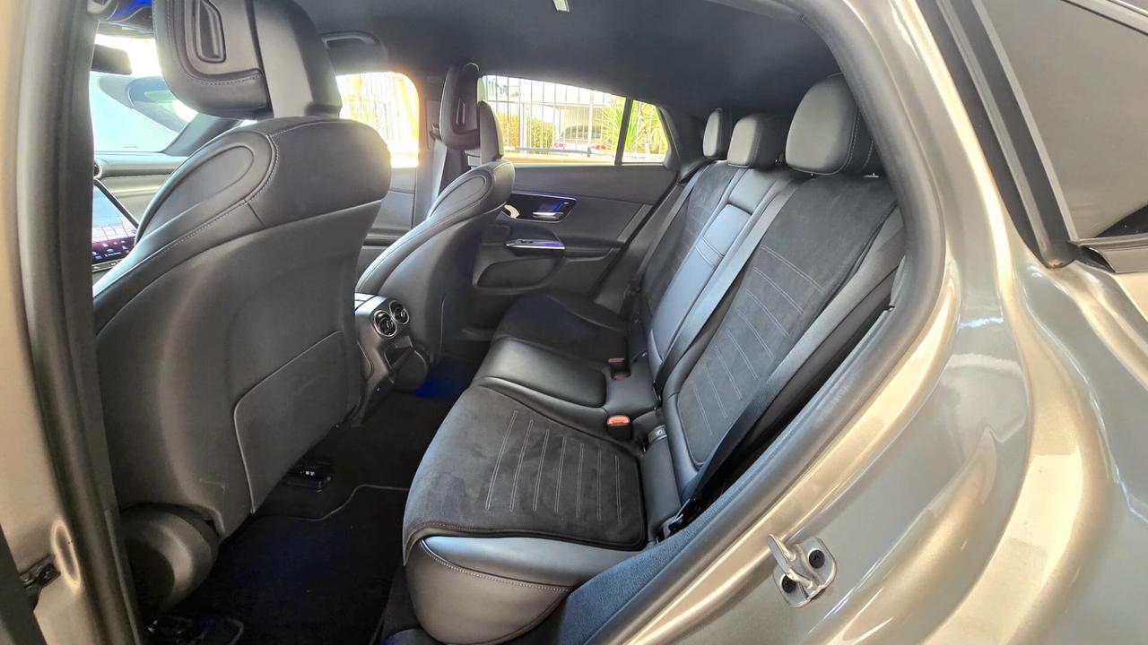 MB GLC 220d COUPE PREMIUM PLUS AMG LINE MHEV 4MATIC