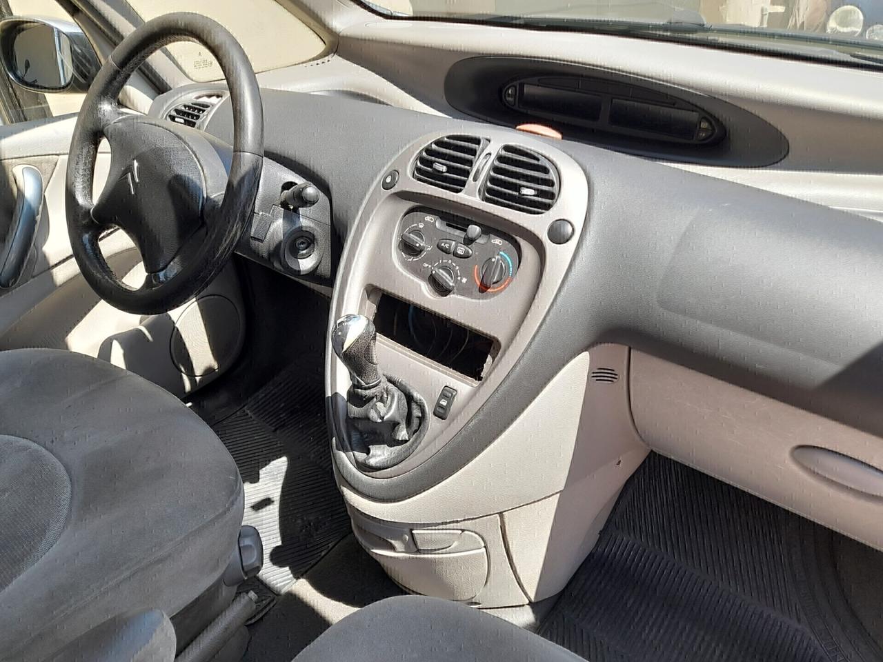 Citroen Picasso 1.6 GPL scadenza 2034