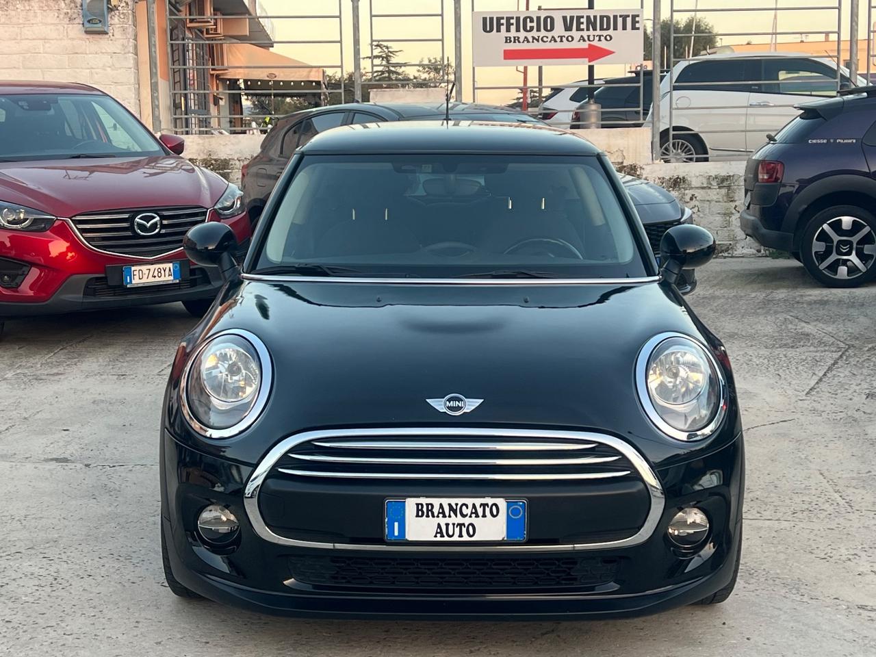 Mini One Mini one 75cv total black neopatentati