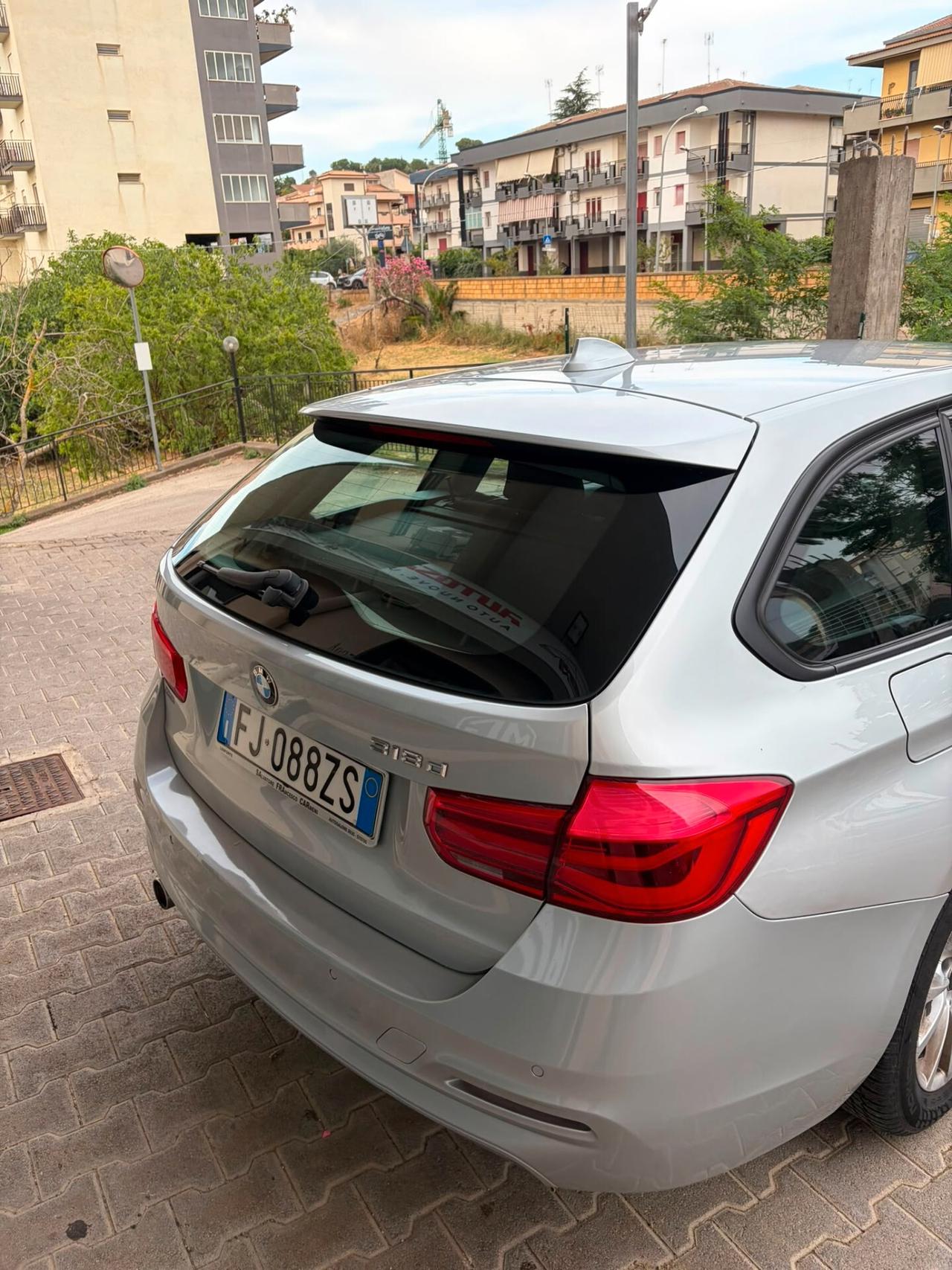 Bmw 318 318d Touring Luxury