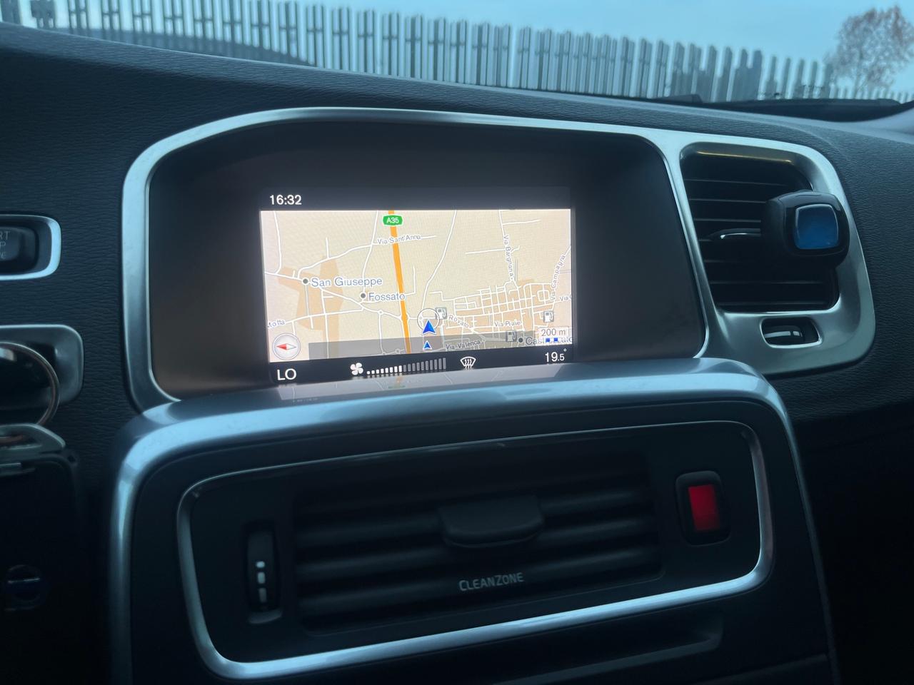 Volvo V60 D2 Kinetic Euro 6