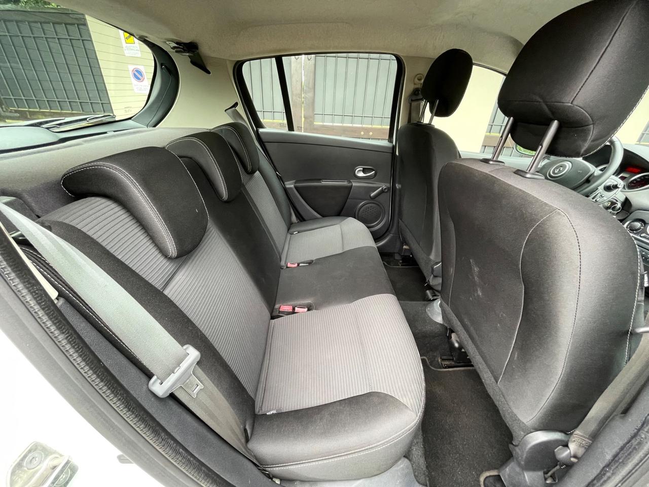 Renault Clio 1.2 16V 5 porte *NEOPATENTATI*