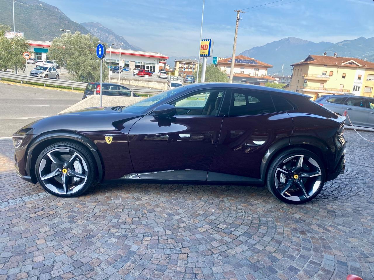 Ferrari Purosangue “VINACCIA” IVA ESPOSTA ITALIANA CARBON LIFT