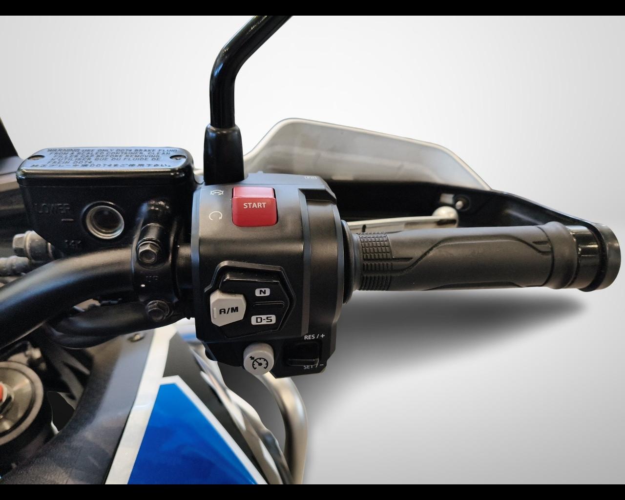 Honda CRF1100L Africa Twin - DCT Urban