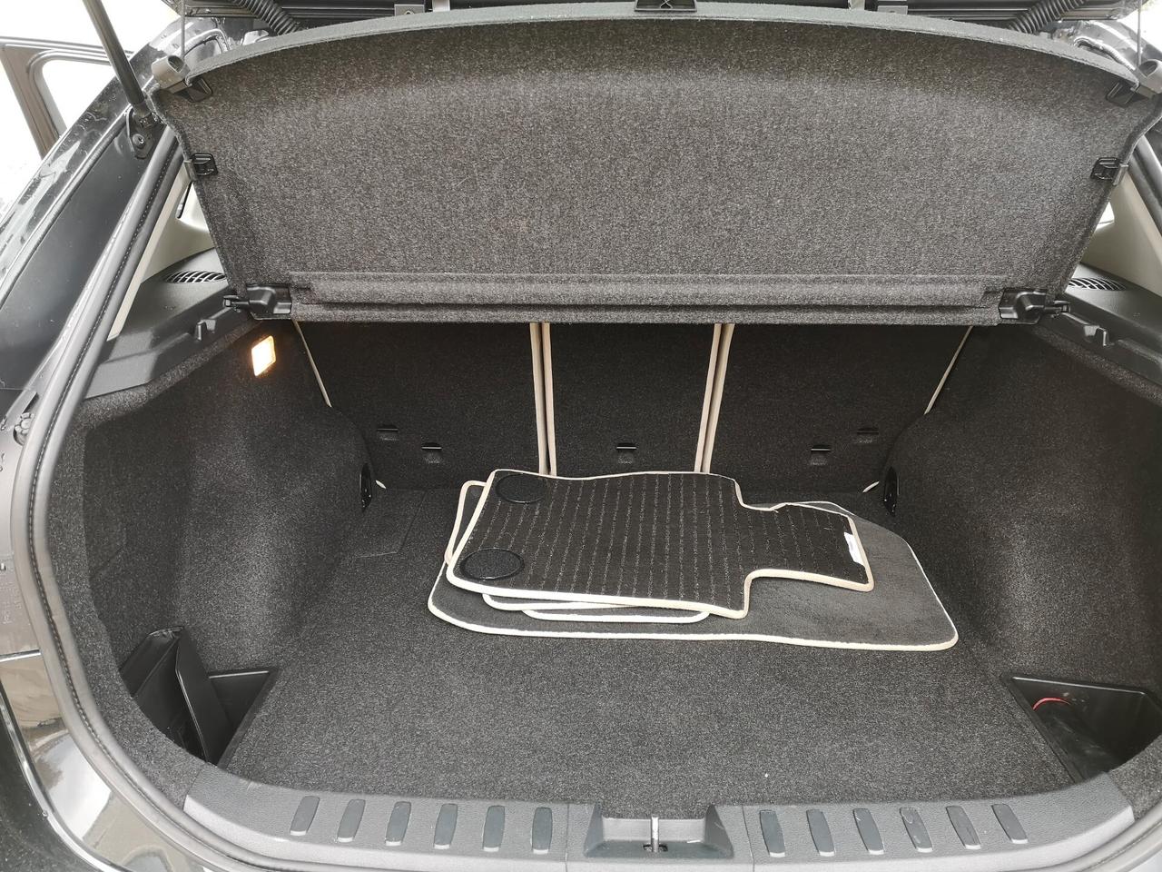 Bmw X1 sDrive20d X Line