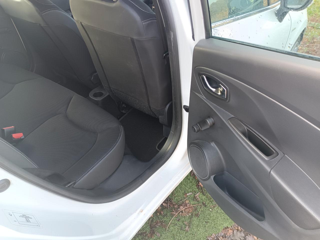 Renault Clio 1.5 dCi 8V 90CV EDC 5 porte Energy