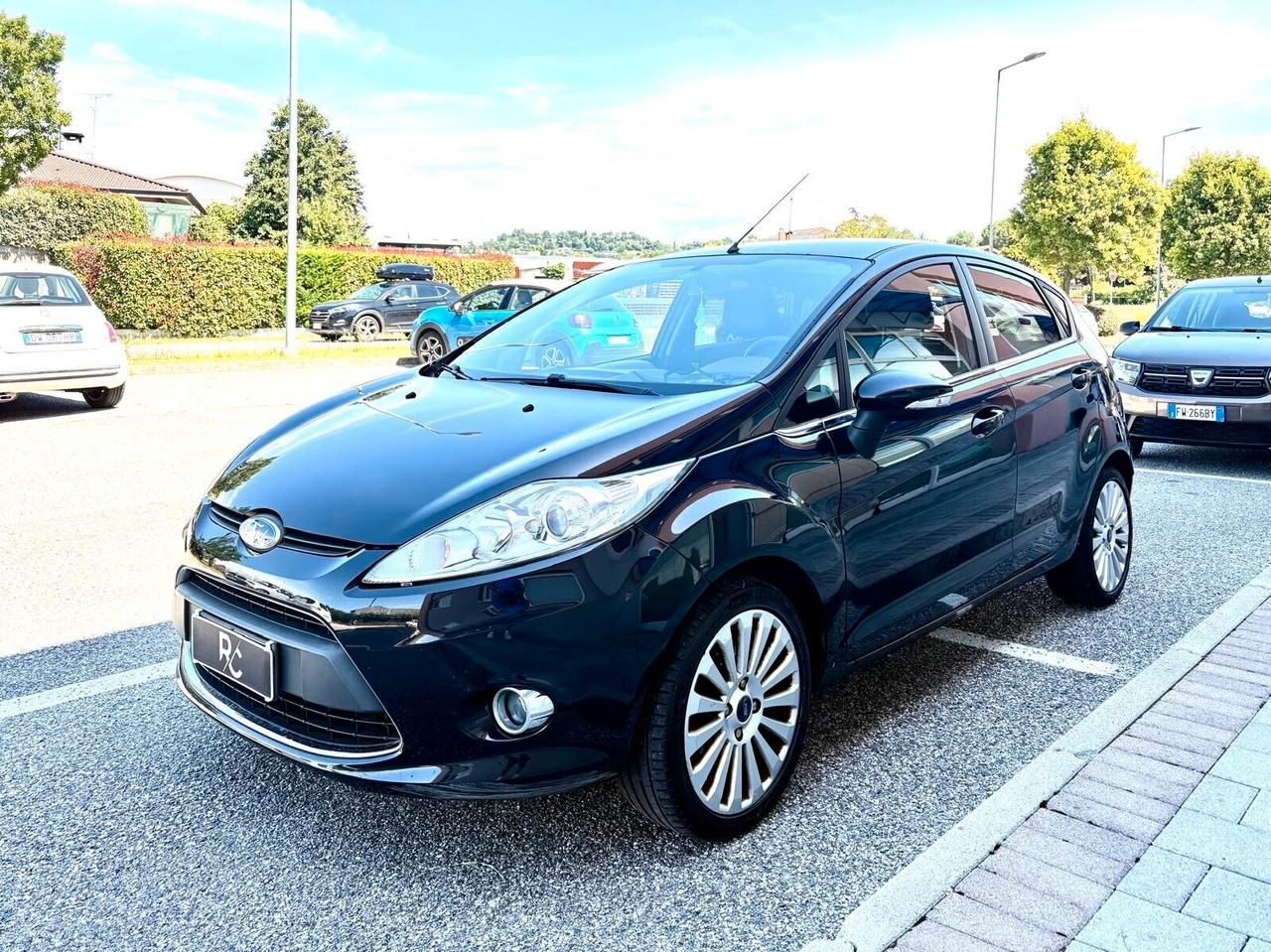 Ford Fiesta 1.2 Neopatentati