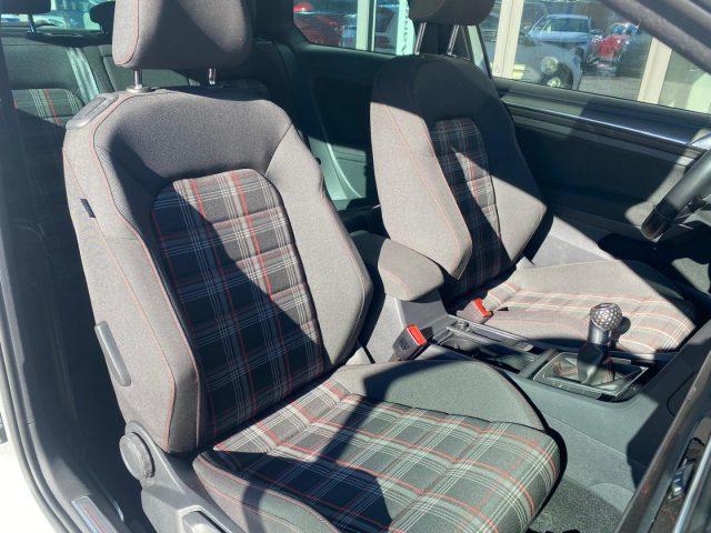 VOLKSWAGEN Golf GTI 245CV 3p. *TETTO*DynAudio