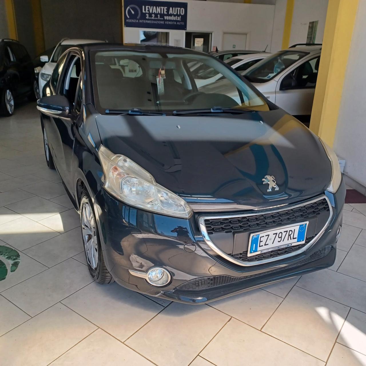 DISTRIBUZIONE FATTA NEOPATENTATI 208 1.0