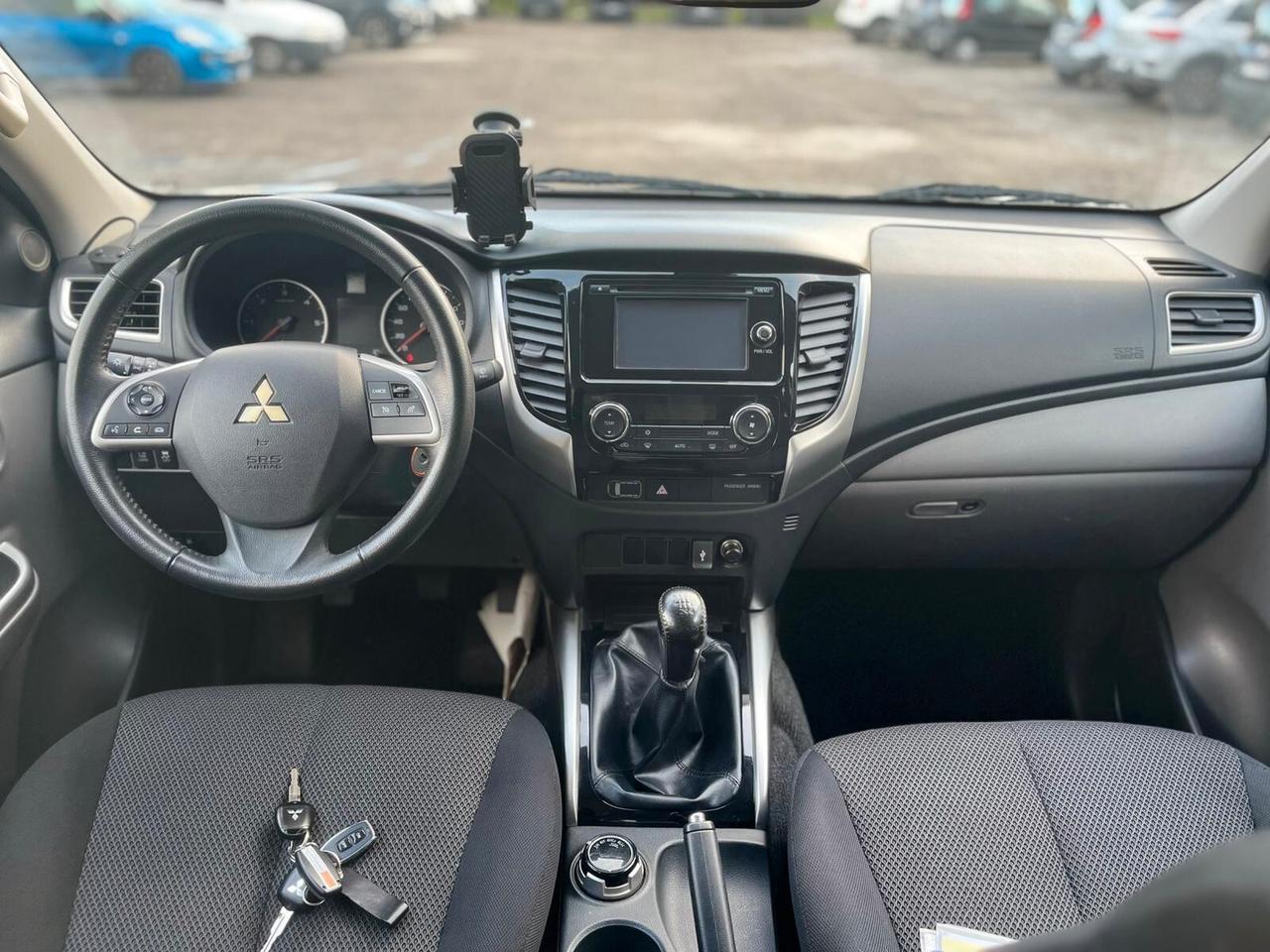 Mitsubishi L200 2.4 DI-D/181CV Double Cab Intense Hp Mivec