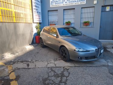 Alfa Romeo 147 1.6 16V TS 5 porte Progression