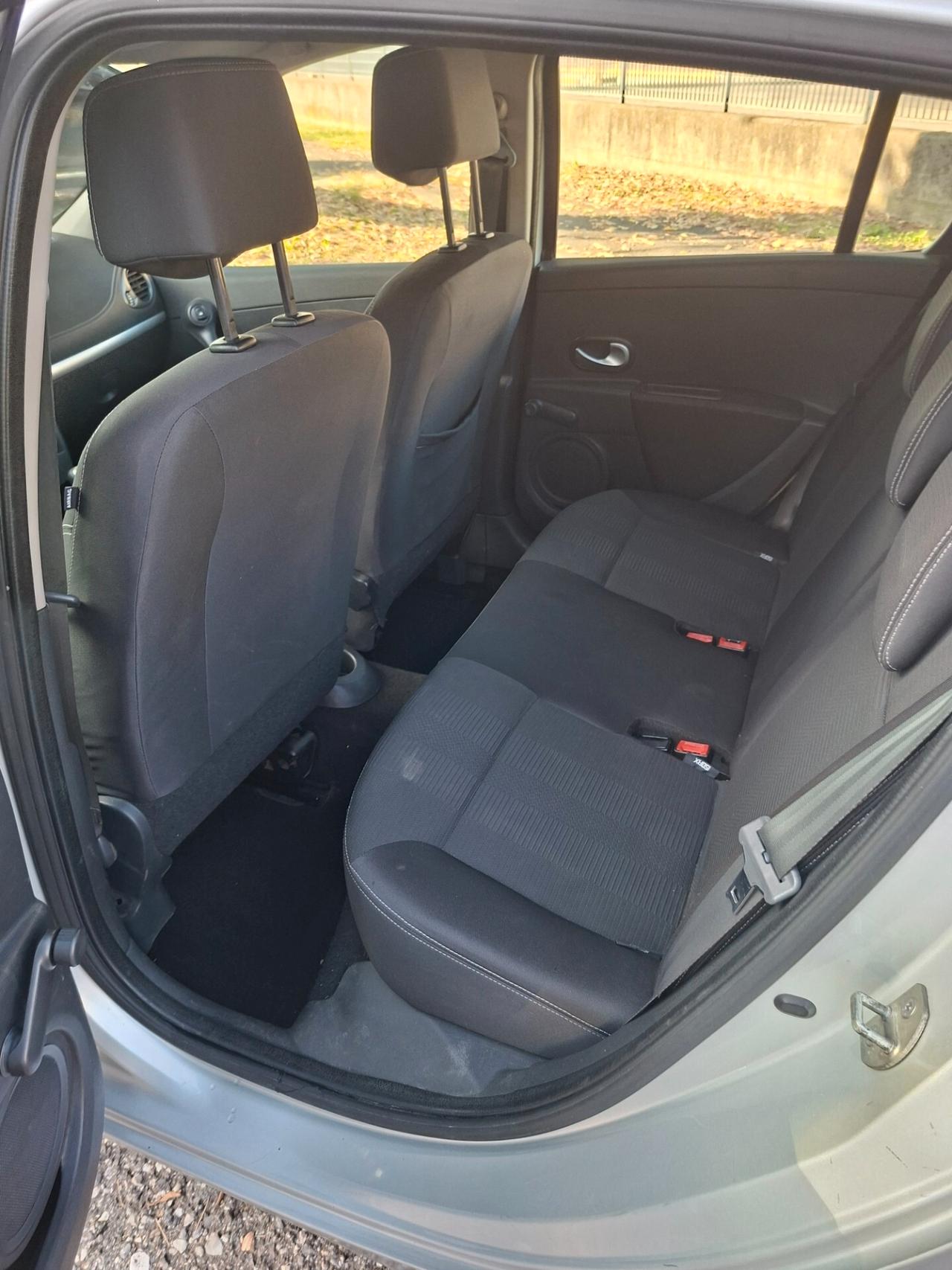 Renault Clio 1.2 16V 5 porte Yahoo!