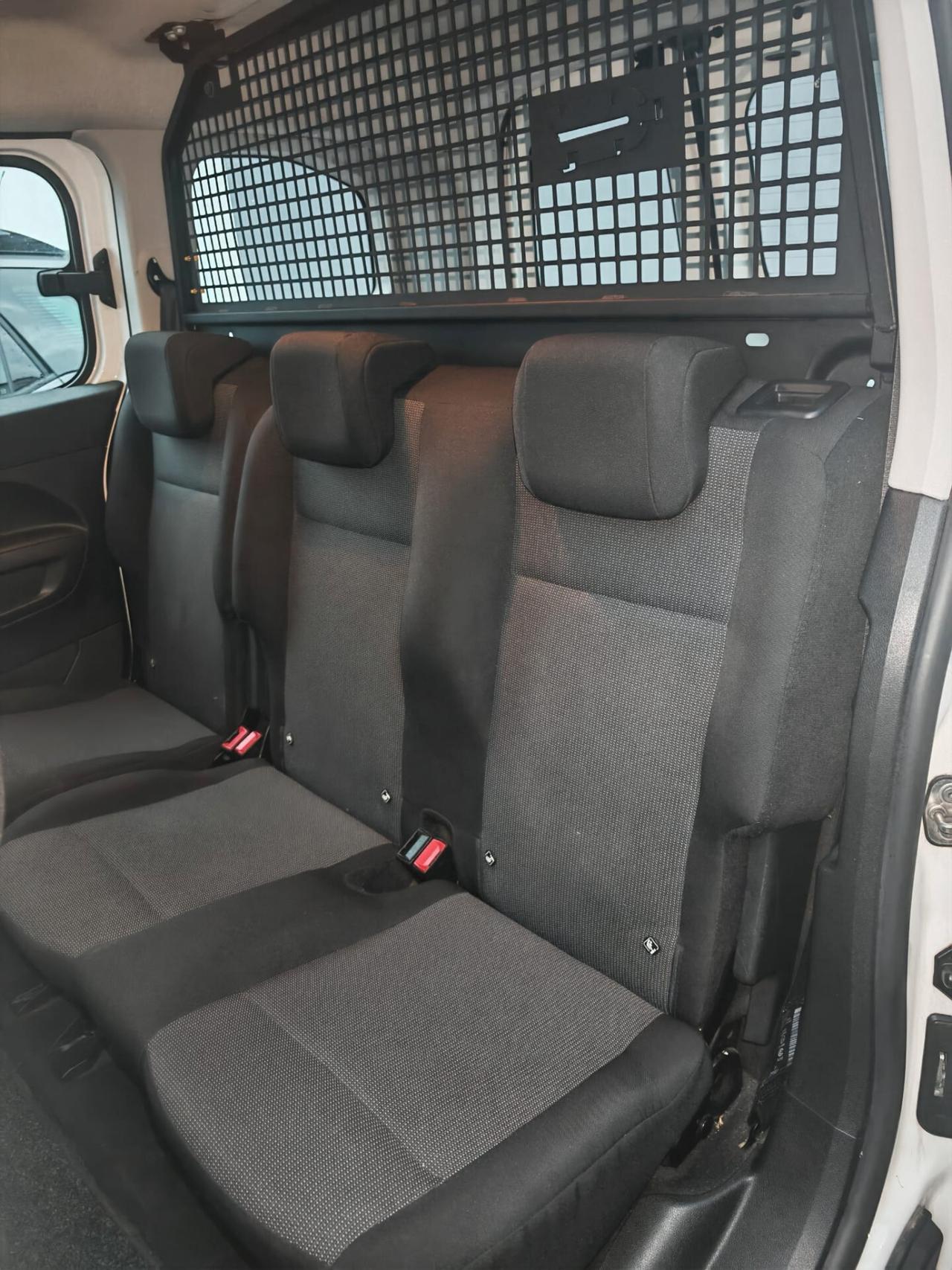 Peugeot Rifter BlueHDi 100 S&S Active Pack Standard