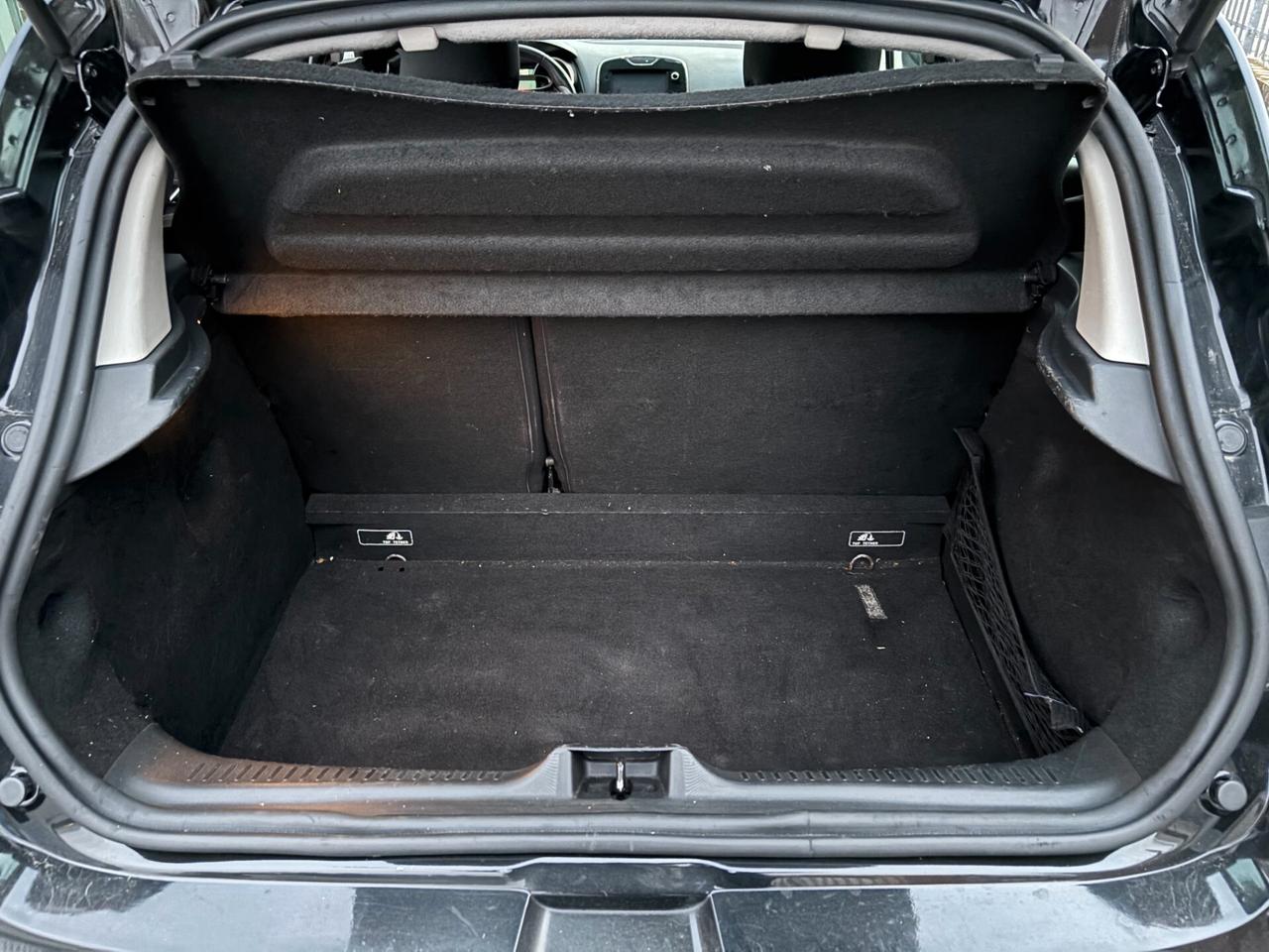 Renault Clio 1.4 16V cat 5 porte Initiale