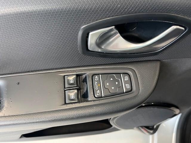 Renault Clio dCi 8V 90CV Start&Stop 5 porte Energy Intens