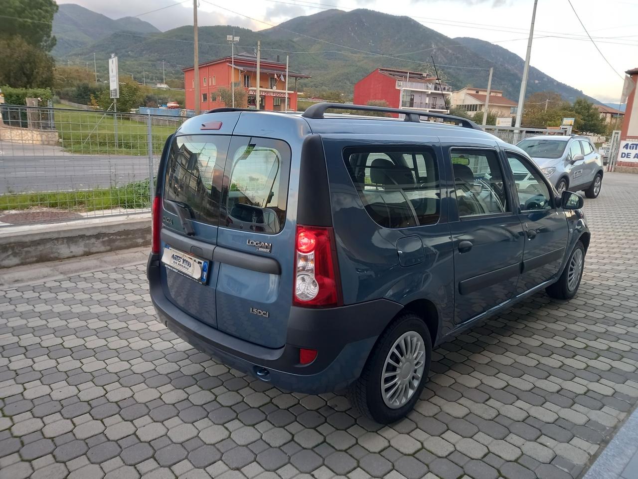 Dacia Logan MCV 1.5 dci Laureatee AUTOCARRO N1 "IVA ESPOSTA"