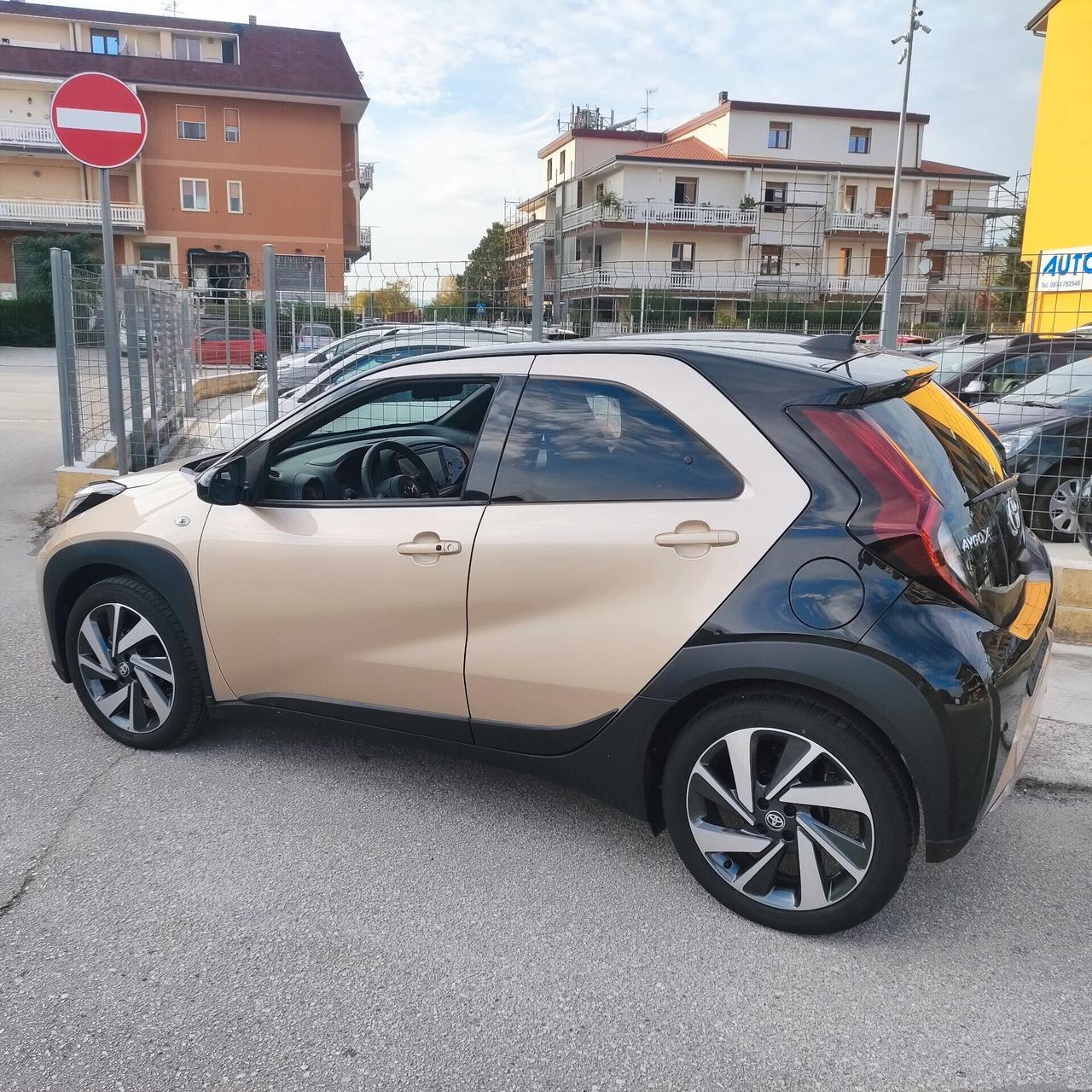 Toyota Aygo X 1.0 VVT-i 72 CV 5 porte JBL Special Edition S-CVT