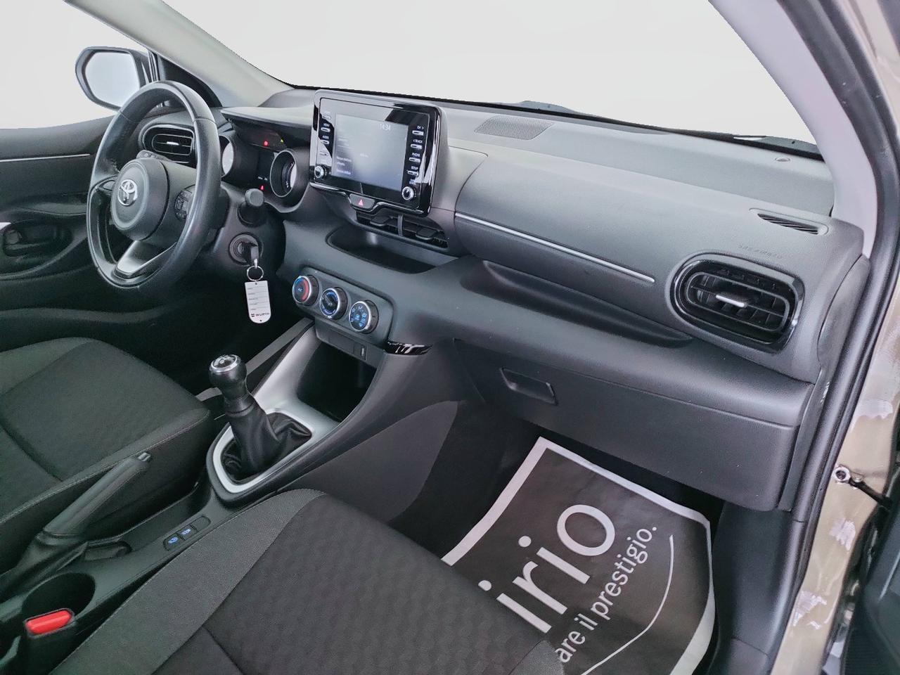 TOYOTA Yaris IV 2020 - Yaris 1.0 Trend