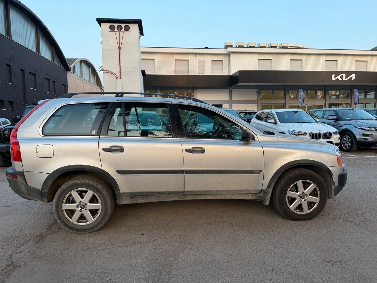 Volvo XC 90 XC90 2.4 D5 185 CV AWD Momentum COMMERCIANTI