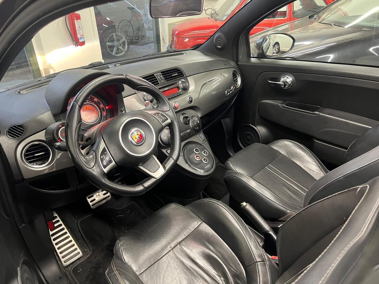Abarth 500 C 1.4 Turbo T-Jet MTA