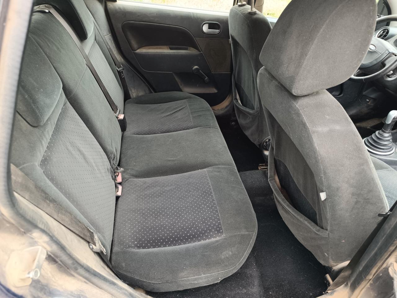 Ford Fiesta 1.4 TDCi 5p. Ghia