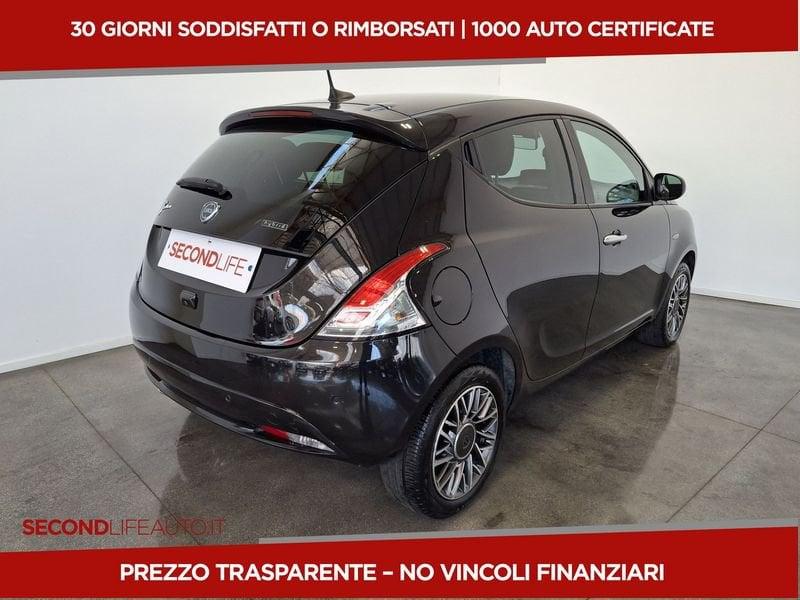 Lancia Ypsilon 1.0 firefly hybrid Gold Plus s&s 70cv 5p.ti