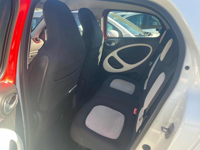 SMART ForFour 70 1.0 Passion