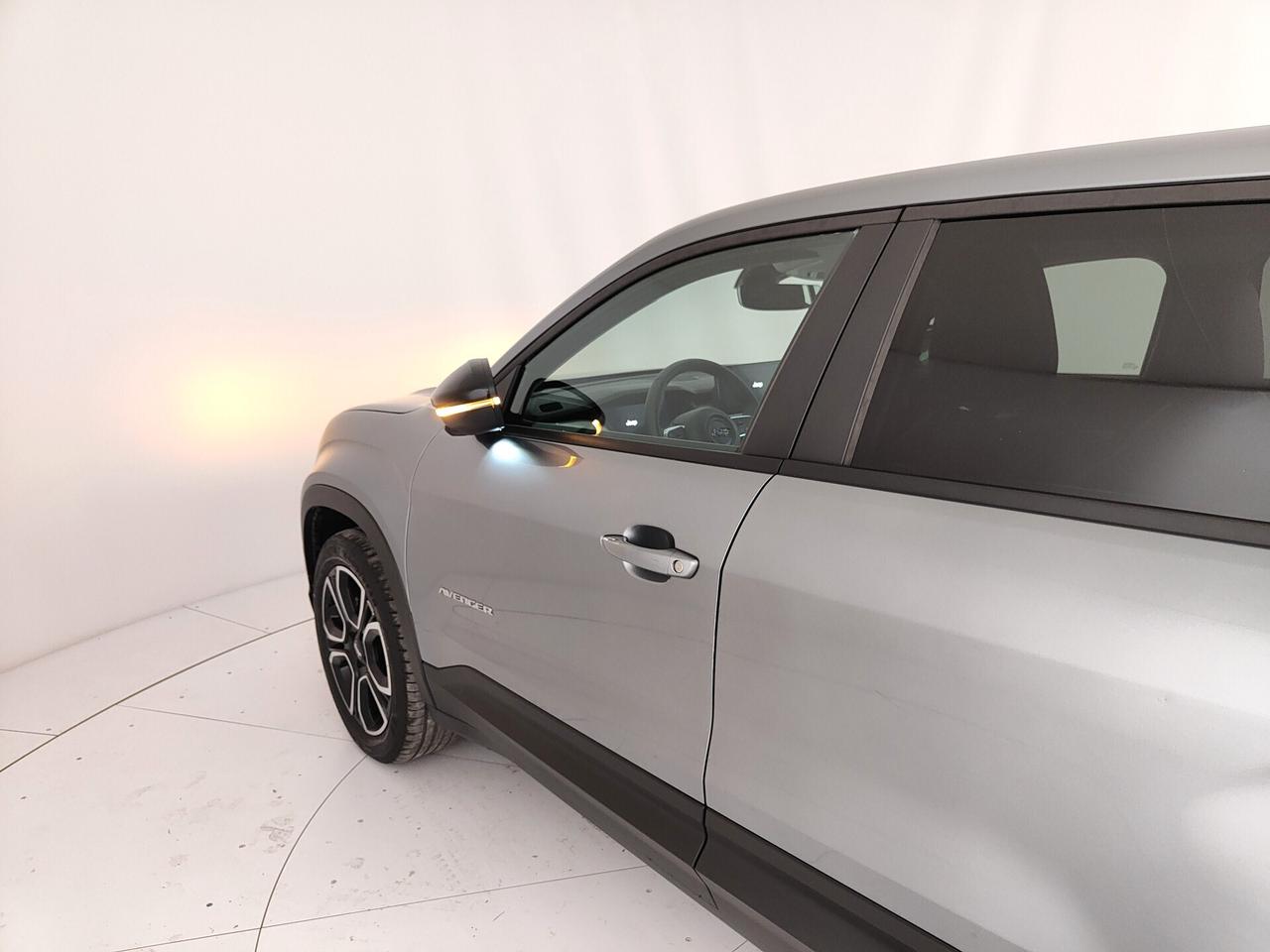 Jeep Avenger 1.2 Turbo 100 CV Summit