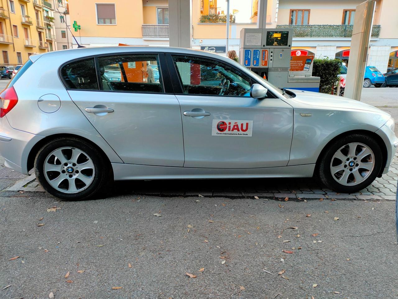 Bmw 116i cat 5p. Eletta Neopatentati