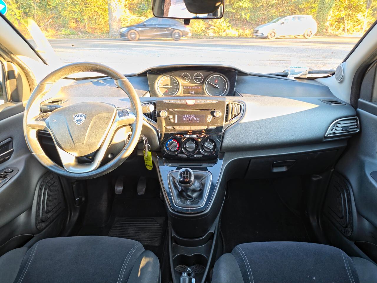 Lancia Ypsilon 1.3 MJT 16V 95 CV 5 porte S&S Elle E5B Manuale NEO 2015