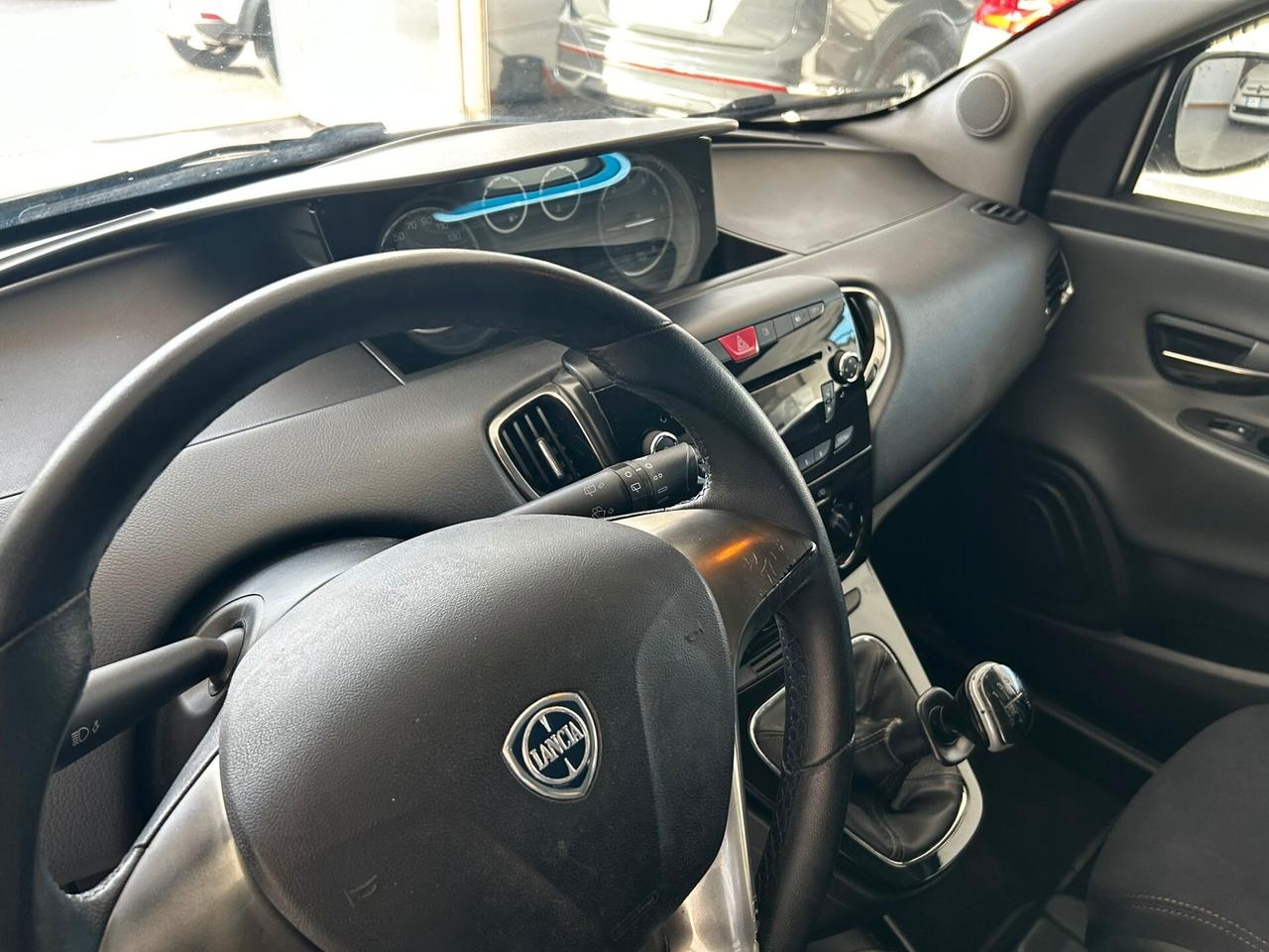 Lancia Ypsilon 1.2 FIRE metano 2013