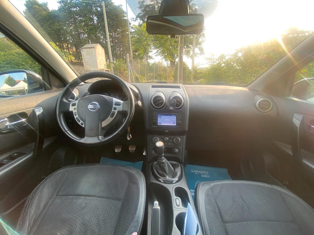 Nissan Qashqai 1.6 dCi Tekna (Tetto-Navi-Retro)