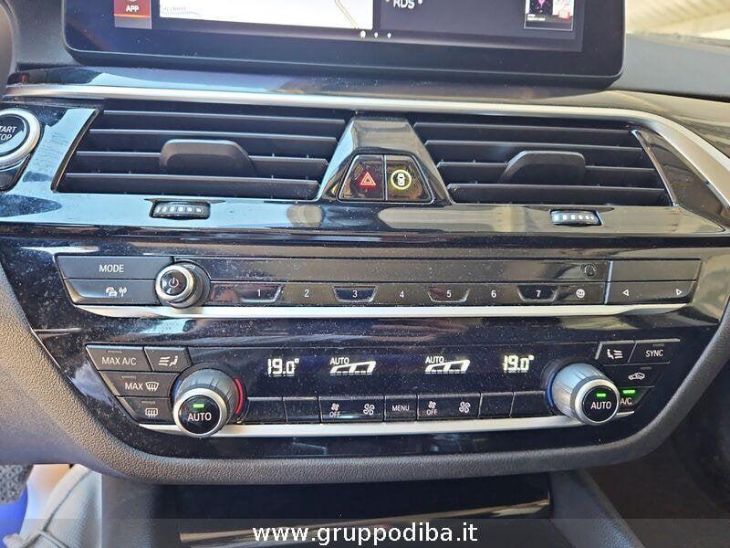 BMW Serie 5 G31 2020 Touring LCI D 520d Touring mhev 48V xdrive Business auto