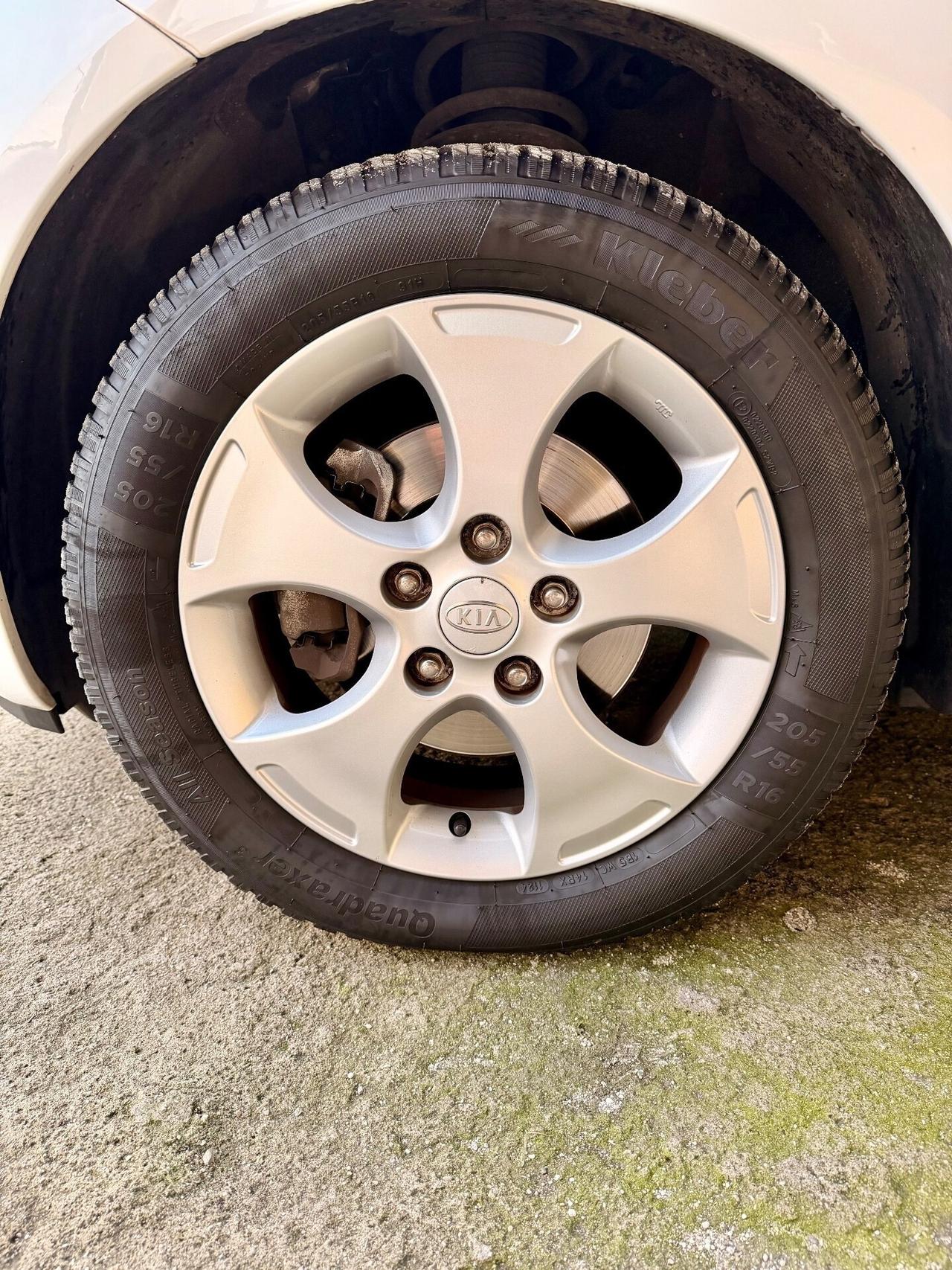 Kia Venga 1.4 CRDi 66kw WGT E. OK NEOPATENTATI