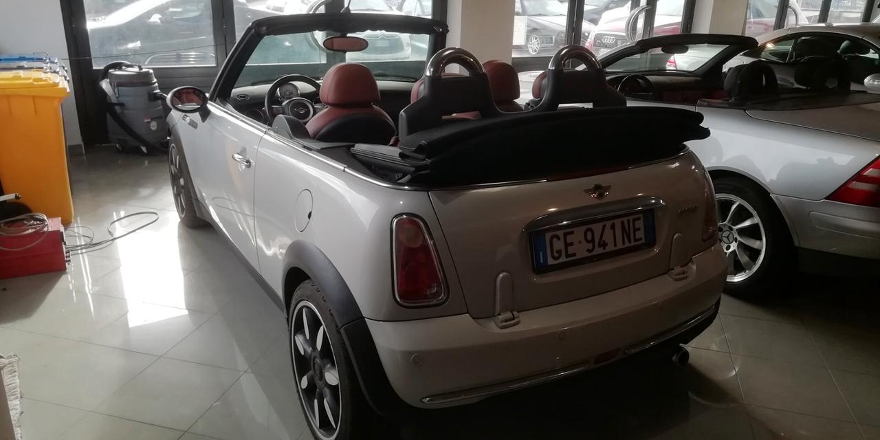 Mini 1.6 16V One Sidewalk Cabrio