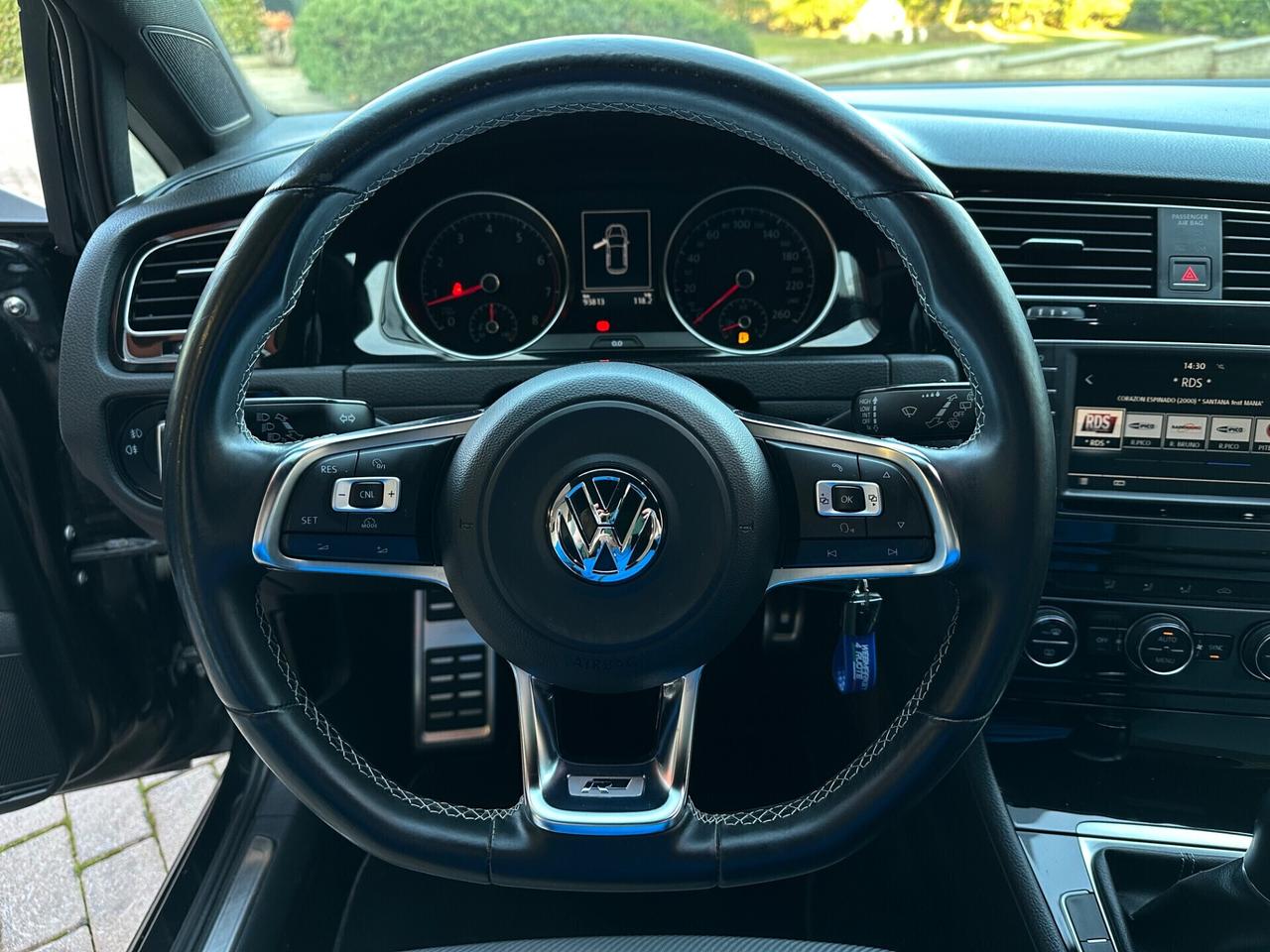 Volkswagen Golf 150cv R.LINE