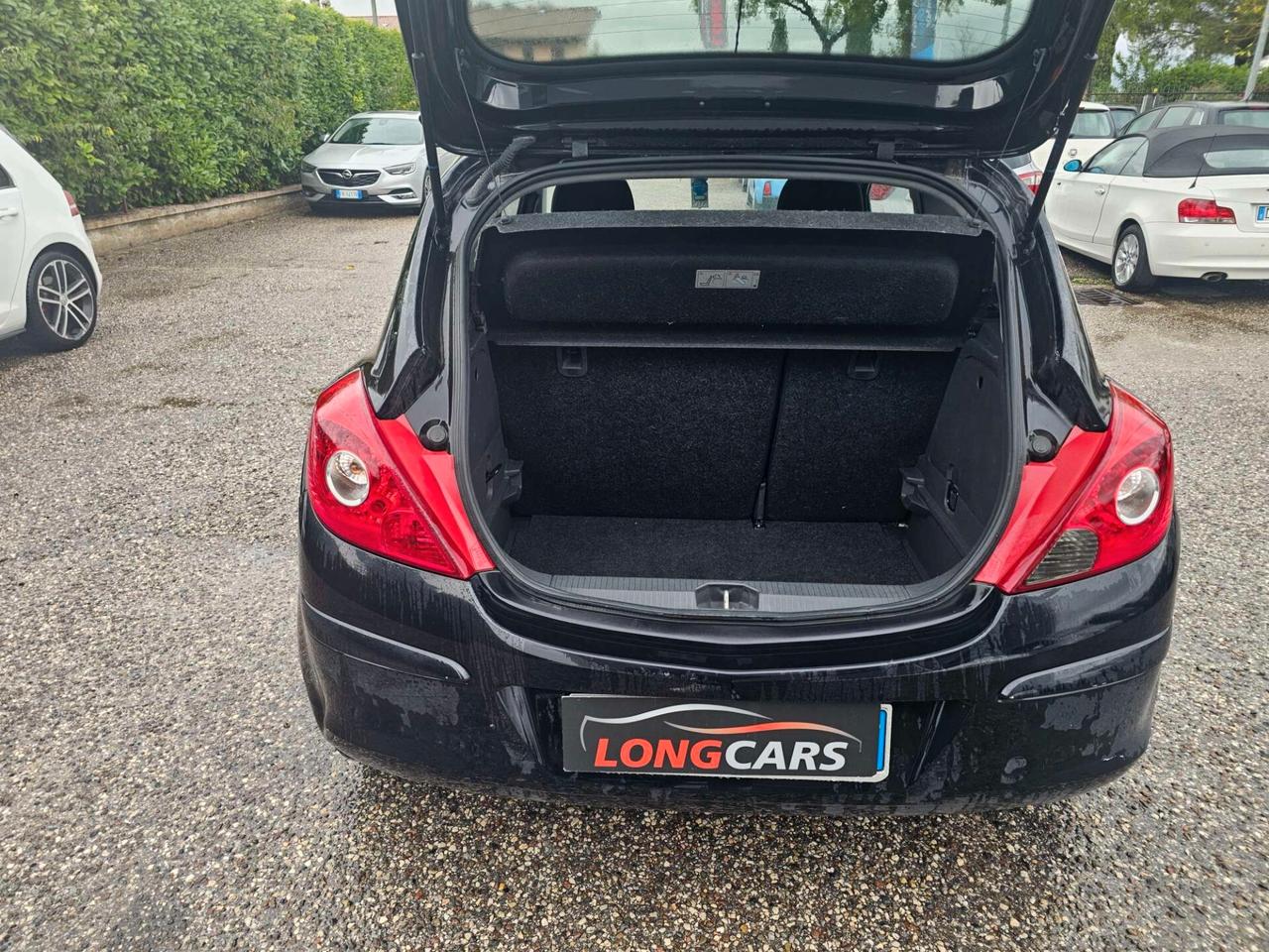 Opel Corsa 1.2 3 porte b-color