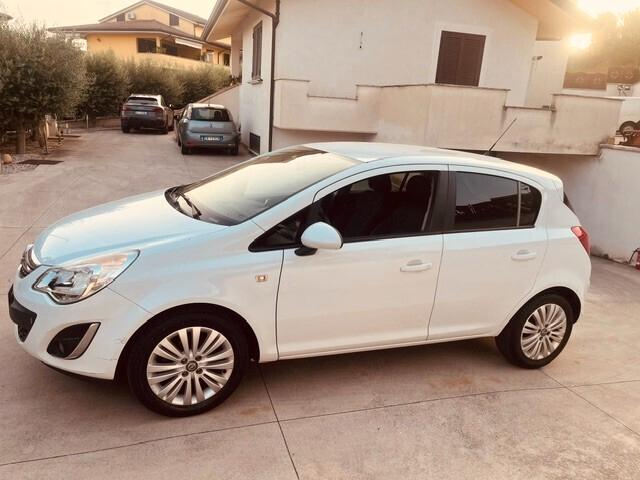Opel Corsa 5P 1.2 GPL-TECH 85CV CLIMA CERCHI RERTOCAMERA
