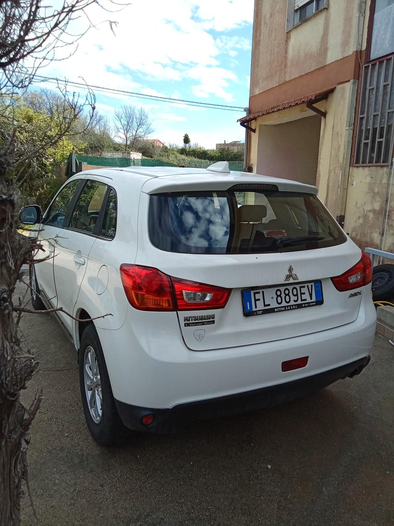 Mitsubishi ASX 1.6 DI-D 114 CV Intense 017