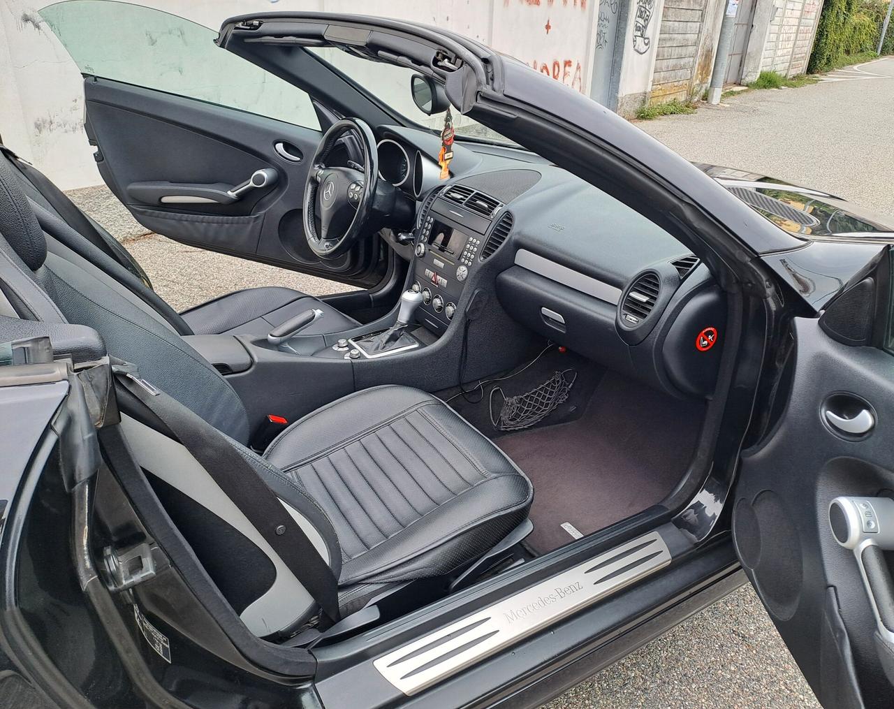 Mercedes- SLK 280 3.0 V6 Sport kompressor cabrio