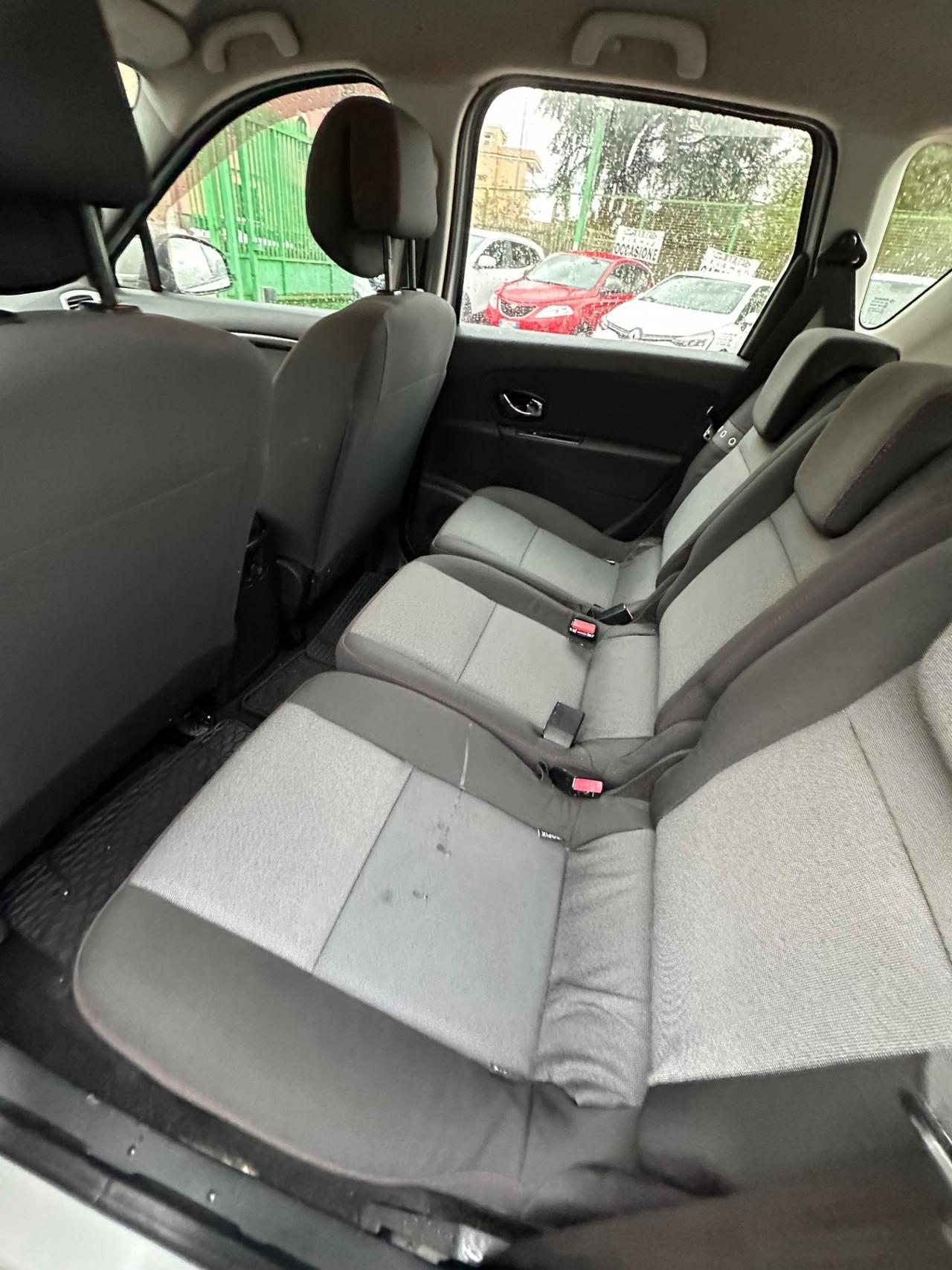 Renault Scenic Scénic XMod 1.5 dCi 110CV EDC Bose