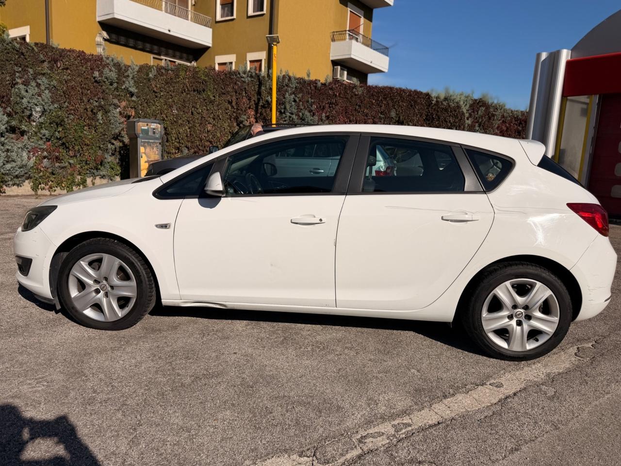 Opel Astra 1.6 CDTI euro6 Neopatentati €2850