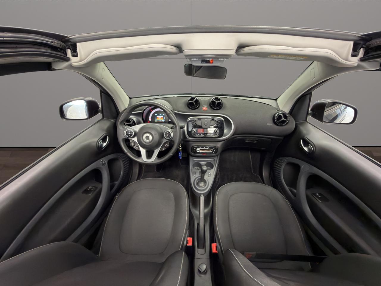 Smart fortwo coupe Cabrio 90cv - Unico proprietario - Sedili riscaldabili - Cerchi in lega - Luci Led