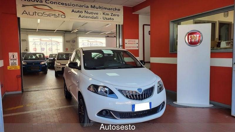 Lancia Ypsilon 1.0 FireFly 5 porte S&S Hybrid Platino